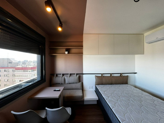 Imagem Imóvel com 1 Quarto à Venda, 27 m² em Mont Serrat - Porto Alegre Imagem Imóvel com 1 Quarto à Venda, 27 m² em Mont Serrat - Porto Alegre