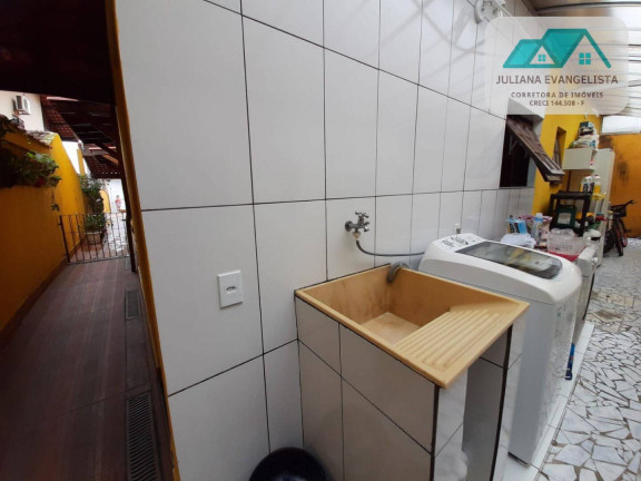 Imagem Casa com 3 Quartos à Venda, 360 m² em Estrela D'alva - Caraguatatuba