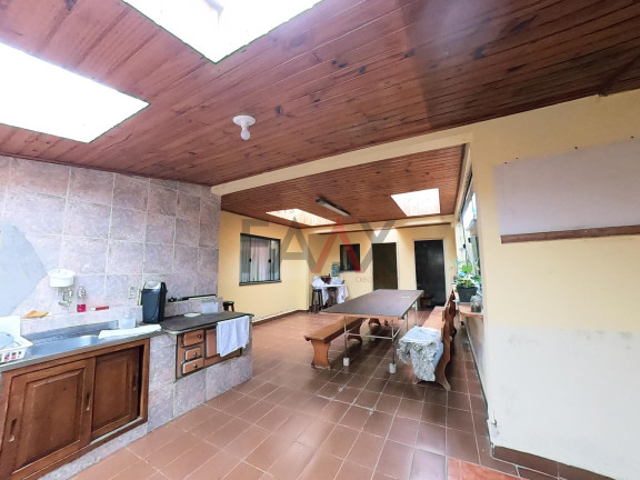 Imagem Casa com 6 Quartos à Venda, 246 m² em São Cristovão - Guarapuava Imagem Casa com 6 Quartos à Venda, 246 m² em São Cristovão - Guarapuava