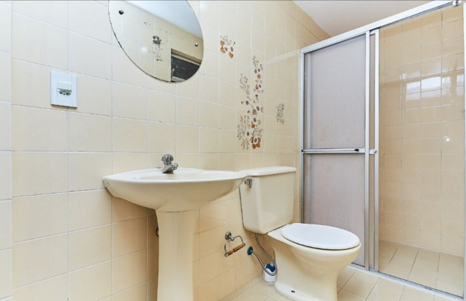 Imagem Apartamento com 1 Quarto à Venda, 33 m² em Centro - Curitiba Imagem Apartamento com 1 Quarto à Venda, 33 m² em Centro - Curitiba