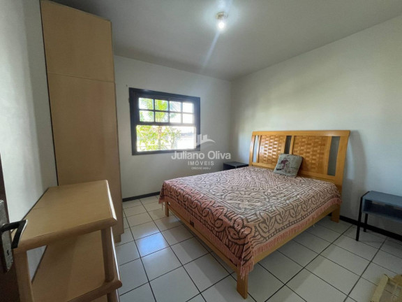 Imagem Sobrado com 3 Quartos à Venda, 173 m² em Barra Do Sai - Itapoá