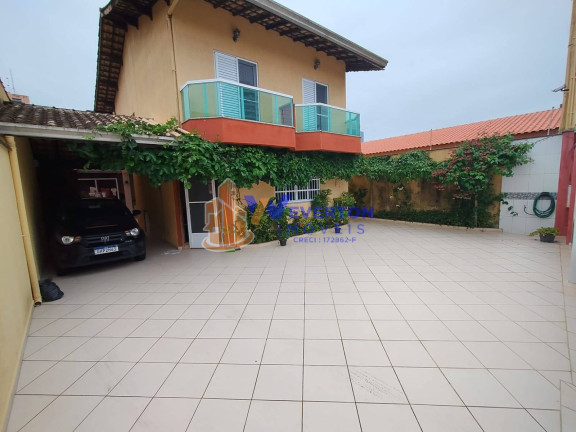 Imagem Casa com 3 Quartos à Venda, 220 m² em Centro - Mongaguá Imagem Casa com 3 Quartos à Venda, 220 m² em Centro - Mongaguá