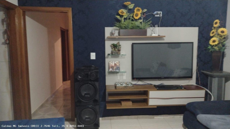 Imagem Chácara com 3 Quartos à Venda, 23.900 m² em Zona Rural - Caldas Imagem Chácara com 3 Quartos à Venda, 23.900 m² em Zona Rural - Caldas