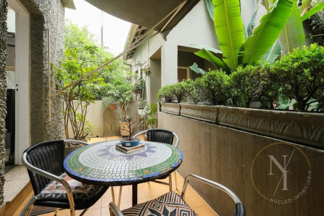 Imagem Casa com 3 Quartos à Venda, 261 m² em Jardim Paulistano - São Paulo
