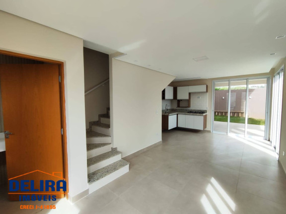 Imagem Casa com 3 Quartos à Venda, 140 m² em Canjica (terra Preta) - Mairiporã Imagem Casa com 3 Quartos à Venda, 140 m² em Canjica (terra Preta) - Mairiporã