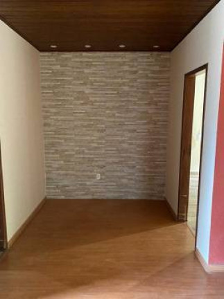 Imagem Casa com 3 Quartos à Venda, 500 m² em Cascatinha - Nova Friburgo Imagem Casa com 3 Quartos à Venda, 500 m² em Cascatinha - Nova Friburgo