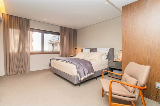 Apartamento com 3 Quartos à Venda, 322 m² em Moinhos De Vento - Porto Alegre