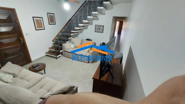 Sobrado com 4 Quartos à Venda, 212 m² em São Pedro - Osasco