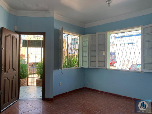 Imagem Casa com 3 Quartos à Venda, 214 m² em Centro - Pelotas Imagem Casa com 3 Quartos à Venda, 214 m² em Centro - Pelotas