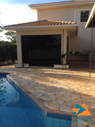 Imagem Casa com 6 Quartos à Venda, 300 m² em Centro - Lagoa Santa Imagem Casa com 6 Quartos à Venda, 300 m² em Centro - Lagoa Santa