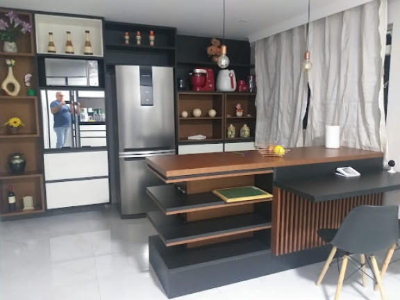 Imagem Sobrado com 3 Quartos à Venda, 315 m² em Vila Galvão - Guarulhos Imagem Sobrado com 3 Quartos à Venda, 315 m² em Vila Galvão - Guarulhos
