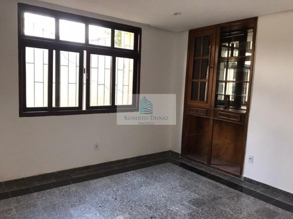 Imagem Casa com 8 Quartos à Venda, 403 m² em Piratininga - Niterói