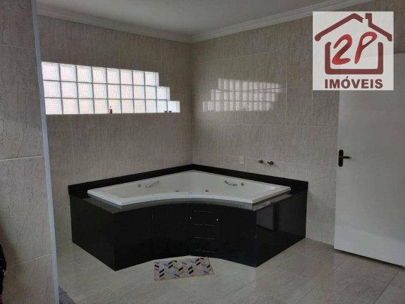 Imagem Casa com 3 Quartos à Venda, 379 m² em Vila Zezé - Jacareí Imagem Casa com 3 Quartos à Venda, 379 m² em Vila Zezé - Jacareí