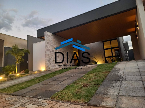Imagem Casa com 3 Quartos à Venda, 308 m² em Jardim Botânico - Araraquara Imagem Casa com 3 Quartos à Venda, 308 m² em Jardim Botânico - Araraquara