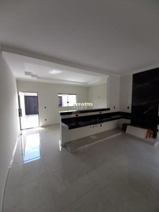 Imagem Casa com 3 Quartos à Venda, 100 m² em Vila Santa Terezinha - Franca Imagem Casa com 3 Quartos à Venda, 100 m² em Vila Santa Terezinha - Franca