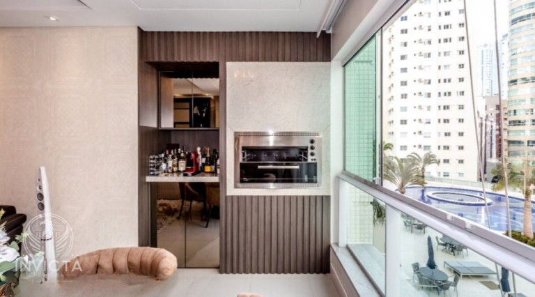 Imagem Apartamento com 4 Quartos à Venda, 150 m² em Centro - Balneário Camboriú