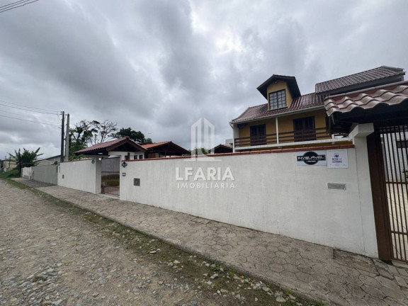 Imagem Sobrado com 7 Quartos à Venda, 461 m² em Cambiju - Itapoá Imagem Sobrado com 7 Quartos à Venda, 461 m² em Cambiju - Itapoá