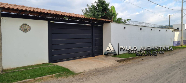 Imagem Casa com 4 Quartos à Venda, 450 m² em Residencial Porto Seguro - Caratinga Imagem Casa com 4 Quartos à Venda, 450 m² em Residencial Porto Seguro - Caratinga