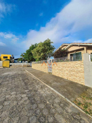 Imagem Casa com 3 Quartos à Venda, 120 m² em Rio Vermelho - Florianópolis Imagem Casa com 3 Quartos à Venda, 120 m² em Rio Vermelho - Florianópolis