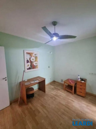 Imagem Sobrado com 4 Quartos à Venda, 268 m² em Vila Gilda - Santo André Imagem Sobrado com 4 Quartos à Venda, 268 m² em Vila Gilda - Santo André