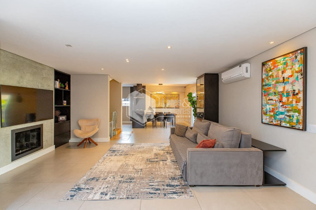 Imagem Casa com 3 Quartos à Venda, 259 m² em Vila Andrade - São Paulo Imagem Casa com 3 Quartos à Venda, 259 m² em Vila Andrade - São Paulo