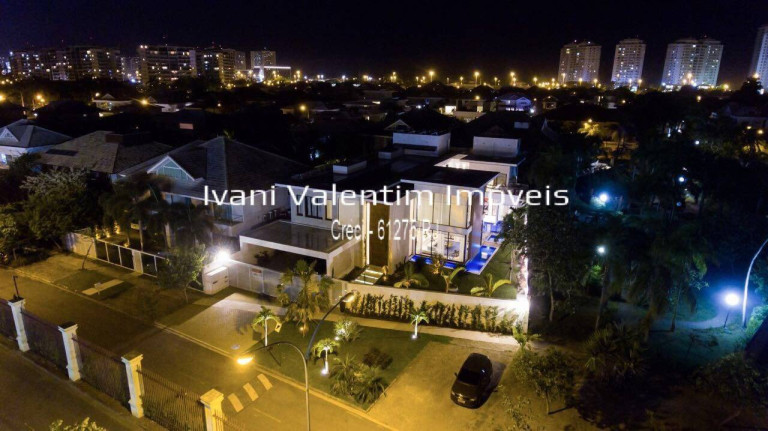 Imagem Casa de Condomínio com 5 Quartos à Venda, 906 m² em Barra Da Tijuca - Rio De Janeiro
