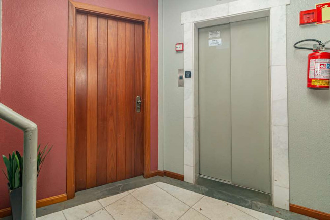Imagem Apartamento com 2 Quartos à Venda, 66 m² em Petrópolis - Porto Alegre Imagem Apartamento com 2 Quartos à Venda, 66 m² em Petrópolis - Porto Alegre