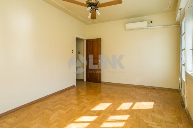 Imagem Apartamento com 3 Quartos à Venda, 81 m² em Azenha - Porto Alegre Imagem Apartamento com 3 Quartos à Venda, 81 m² em Azenha - Porto Alegre