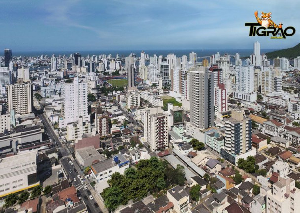 Imagem Apartamento com 3 Quartos à Venda, 107 m² em Centro - Itajaí Imagem Apartamento com 3 Quartos à Venda, 107 m² em Centro - Itajaí