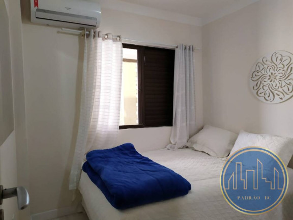 Imagem Apartamento com 3 Quartos para Temporada, 100 m² em Centro - Balneário Camboriú