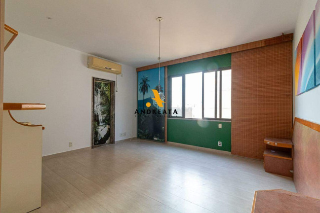 Imagem Cobertura com 4 Quartos à Venda, 425 m² em Copacabana - Rio De Janeiro Imagem Cobertura com 4 Quartos à Venda, 425 m² em Copacabana - Rio De Janeiro