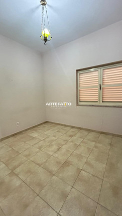 Imagem Casa com 3 Quartos à Venda, 360 m² Imagem Casa com 3 Quartos à Venda, 360 m²
