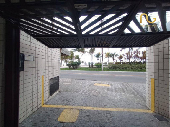 Imagem Kitnet com 1 Quarto à Venda, 28 m² em Vila Guilhermina - Praia Grande Imagem Kitnet com 1 Quarto à Venda, 28 m² em Vila Guilhermina - Praia Grande