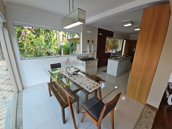 Imagem Casa com 5 Quartos à Venda, 384 m² em Roseira - Mairiporã Imagem Casa com 5 Quartos à Venda, 384 m² em Roseira - Mairiporã