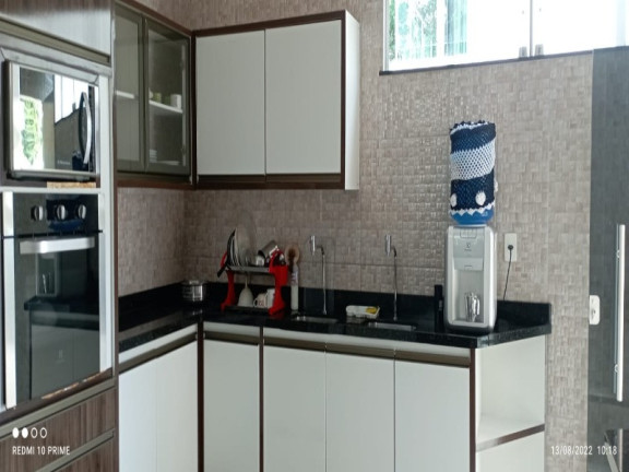 Imagem Casa com 3 Quartos à Venda, 265 m² em Tarumã - Manaus