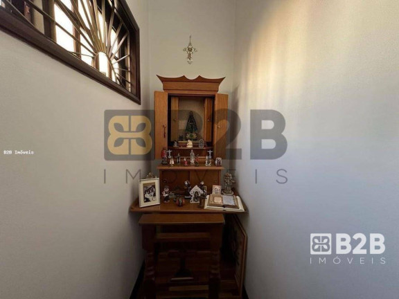 Imagem Casa com 3 Quartos à Venda, 310 m² em Vila Cidade Universitária - Bauru Imagem Casa com 3 Quartos à Venda, 310 m² em Vila Cidade Universitária - Bauru