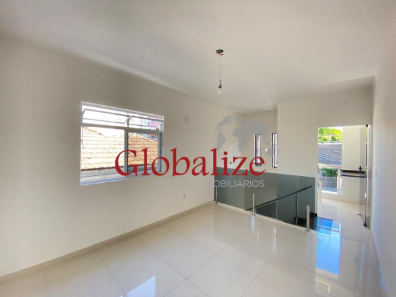 Imagem Casa com 2 Quartos à Venda, 80 m² em Embaré - Santos Imagem Casa com 2 Quartos à Venda, 80 m² em Embaré - Santos