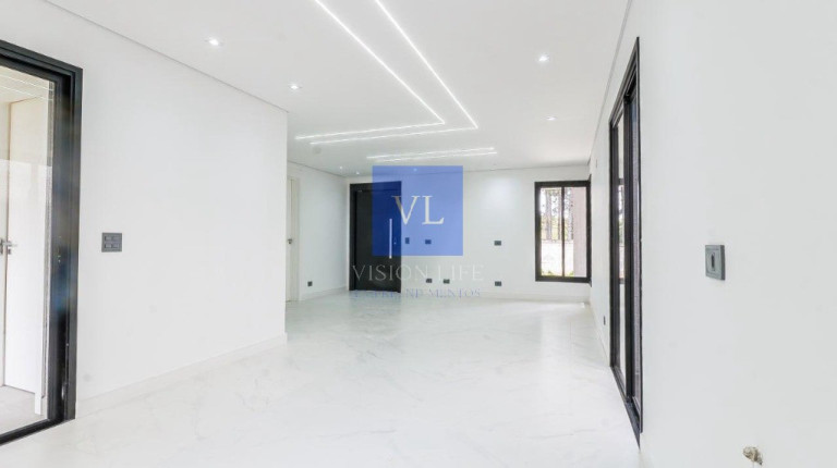 Imagem Casa com 4 Quartos à Venda, 190 m² em Santa Cândida - Curitiba