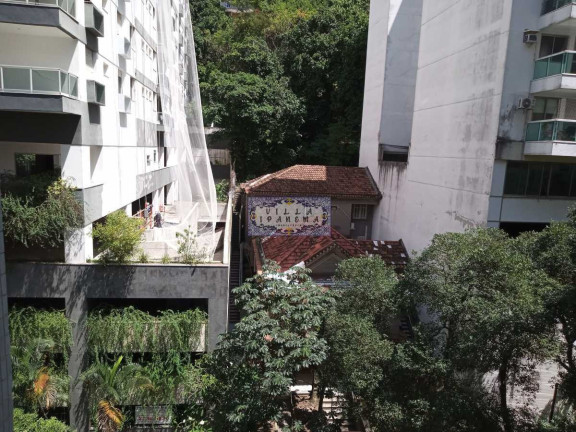 Imagem Apartamento com 3 Quartos à Venda, 85 m² em Copacabana - Rio De Janeiro Imagem Apartamento com 3 Quartos à Venda, 85 m² em Copacabana - Rio De Janeiro
