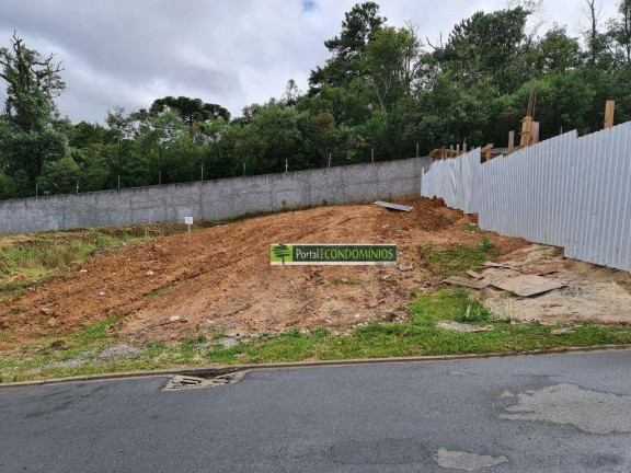Terreno à Venda, 606 m² em Tingui - Curitiba