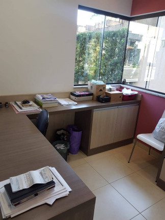 Imagem Casa com 3 Quartos à Venda, 325 m² em água Quente - Tremembé Imagem Casa com 3 Quartos à Venda, 325 m² em água Quente - Tremembé