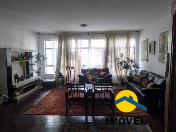 Imagem Apartamento com 4 Quartos à Venda, 230 m² em Icaraí - Niterói