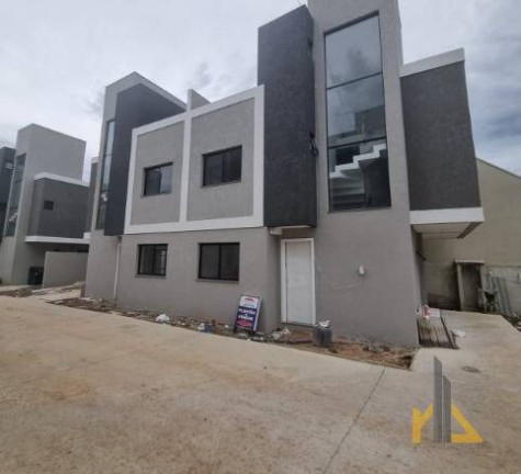 Imagem Casa com 3 Quartos à Venda, 135 m² em Uberaba - Curitiba Imagem Casa com 3 Quartos à Venda, 135 m² em Uberaba - Curitiba