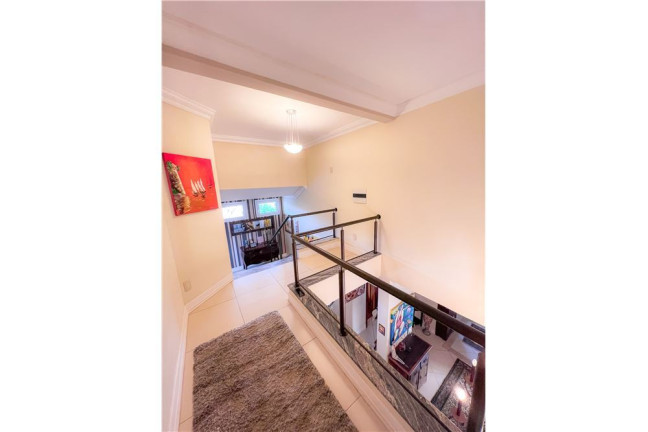 Imagem Casa com 4 Quartos à Venda, em São Lucas - Viamão Imagem Casa com 4 Quartos à Venda, em São Lucas - Viamão