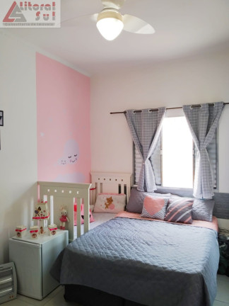 Imagem Casa com 3 Quartos à Venda, 130 m² em Maracanã - Praia Grande Imagem Casa com 3 Quartos à Venda, 130 m² em Maracanã - Praia Grande