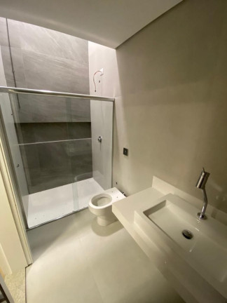 Imagem Casa com 3 Quartos à Venda, 238 m² em Jardim Higienópolis - Maringa Imagem Casa com 3 Quartos à Venda, 238 m² em Jardim Higienópolis - Maringa