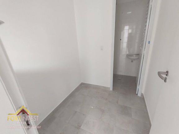 Imagem Imóvel com 2 Quartos à Venda, 139 m² em Canto Do Forte - Praia Grande Imagem Imóvel com 2 Quartos à Venda, 139 m² em Canto Do Forte - Praia Grande