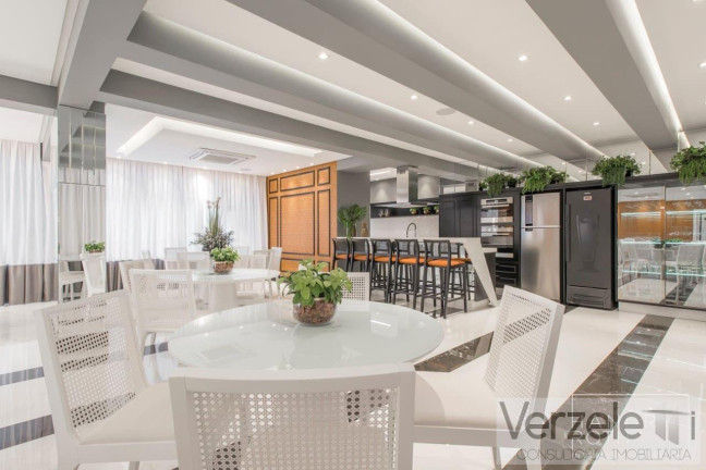 Imagem Apartamento com 4 Quartos à Venda, 287 m² em Meia Praia - Itapema