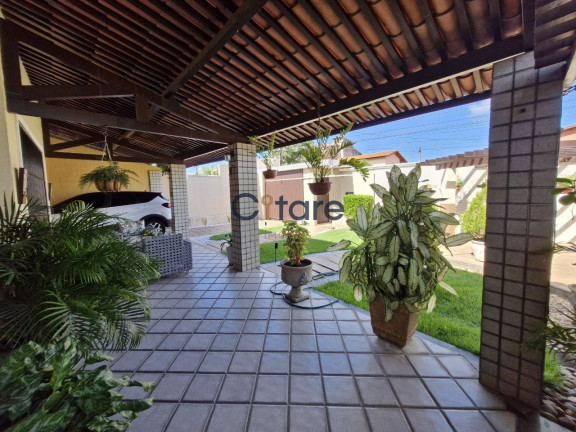 Imagem Casa com 3 Quartos à Venda, 360 m² em Edson Queiroz - Fortaleza Imagem Casa com 3 Quartos à Venda, 360 m² em Edson Queiroz - Fortaleza