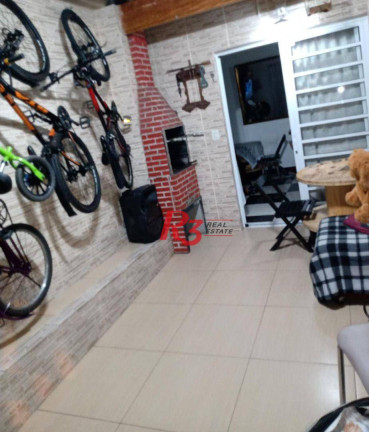 Imagem Casa com 3 Quartos à Venda, 139 m² em Ocian - Praia Grande